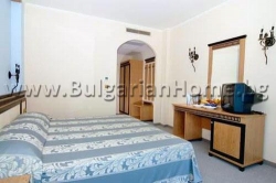 Апартамент Елените